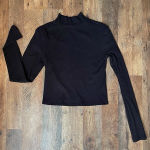 NWT NEW Black Mock Neck Ribbed Long Sleeve Tee M